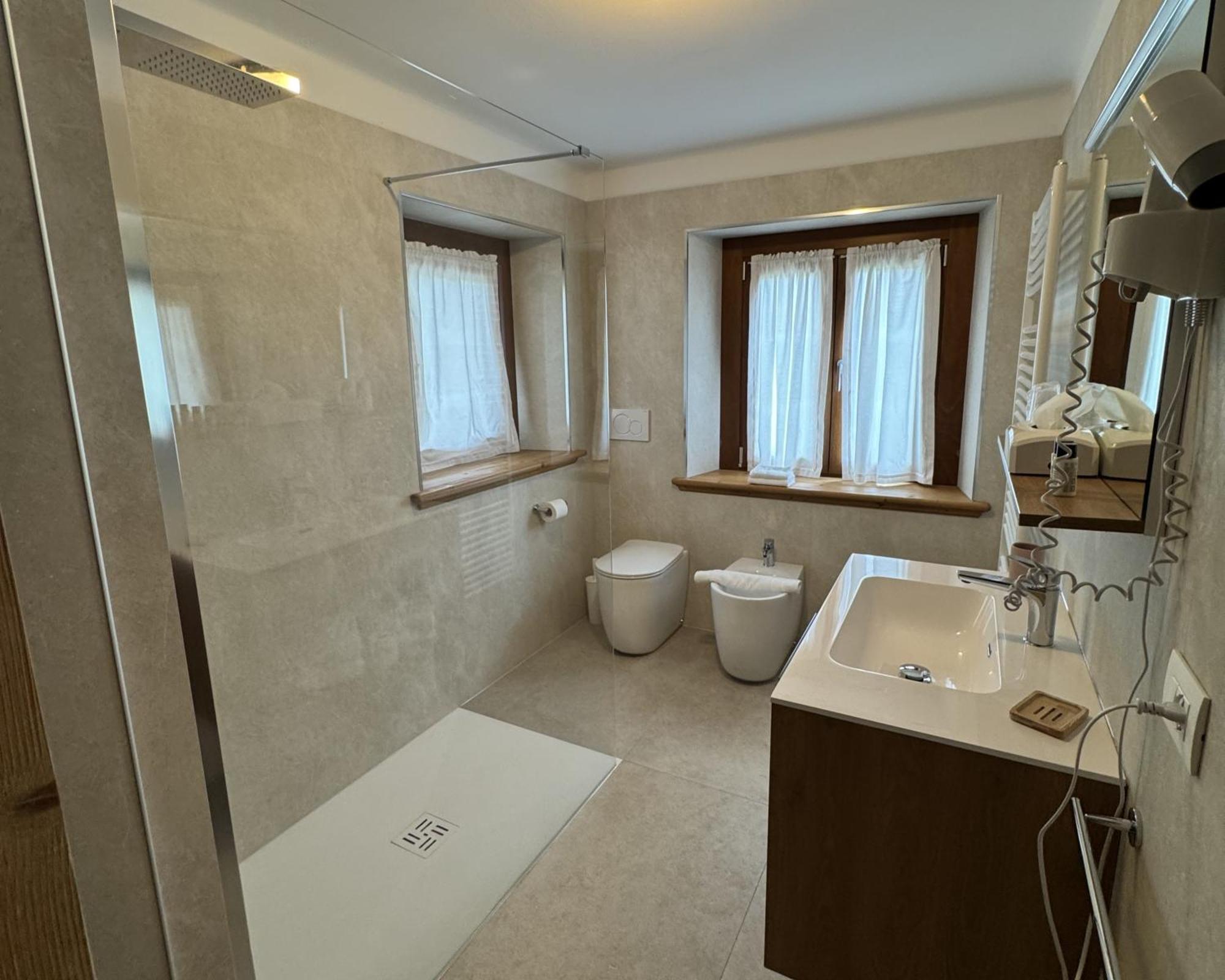Hotel Edelhof Tarvisio Esterno foto